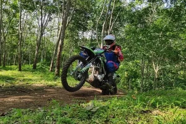 baliatvraftingadventure-dirtbike-enduro 7